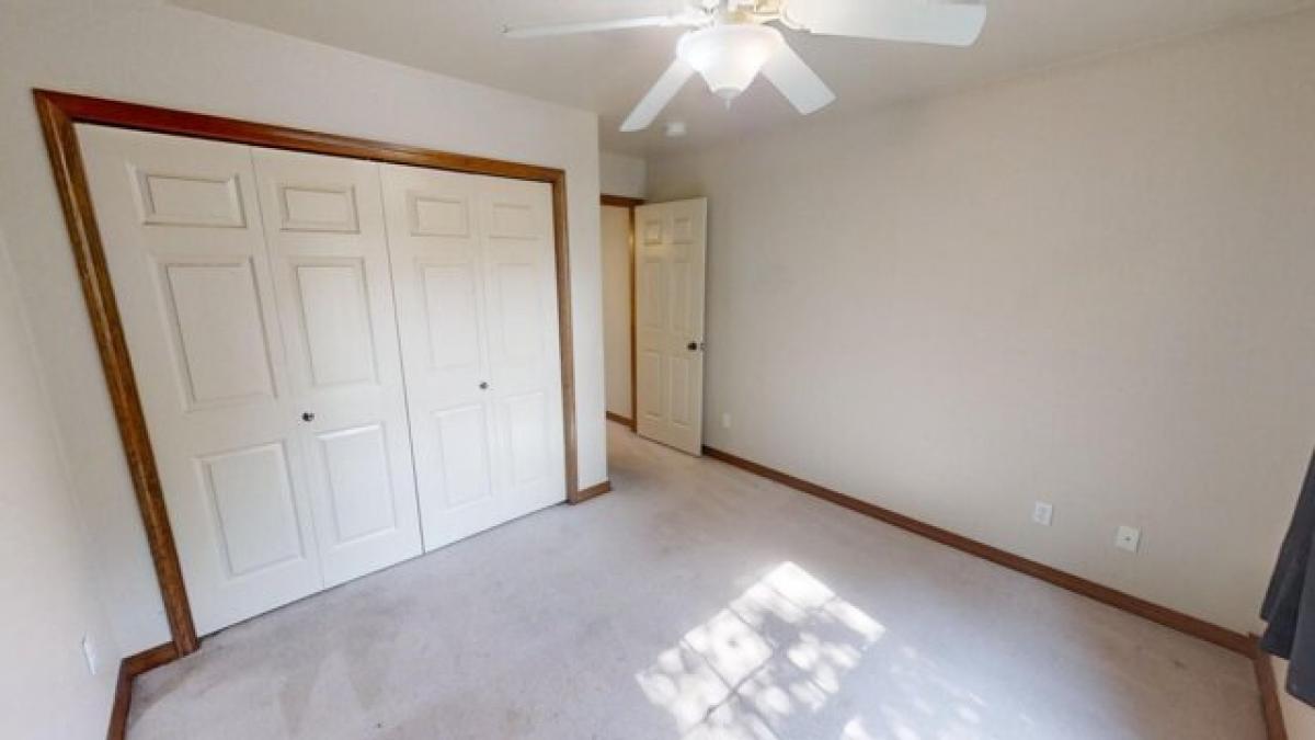 Picture of Home For Sale in Missoula, Montana, United States