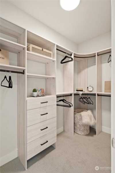 Home For Sale in Kirkland, Washington