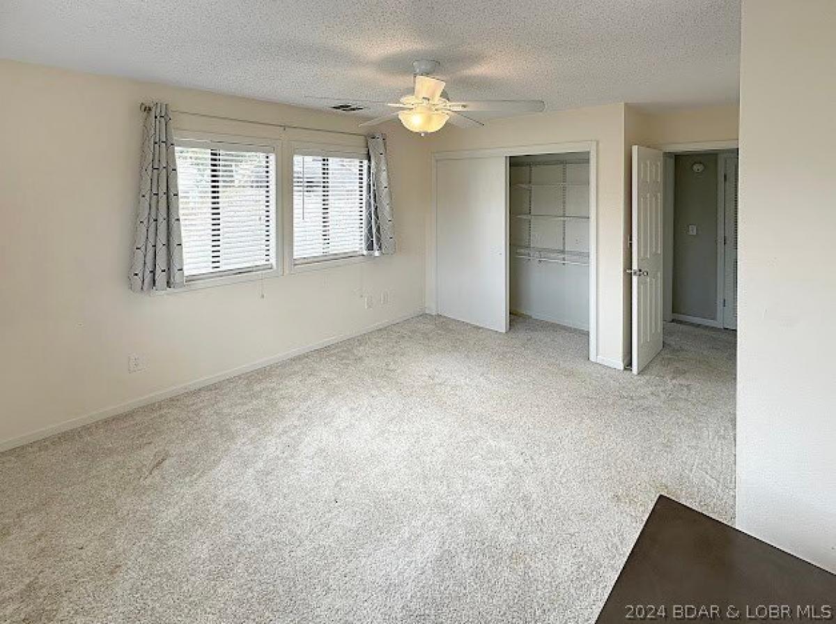 Picture of Home For Sale in Osage Beach, Missouri, United States