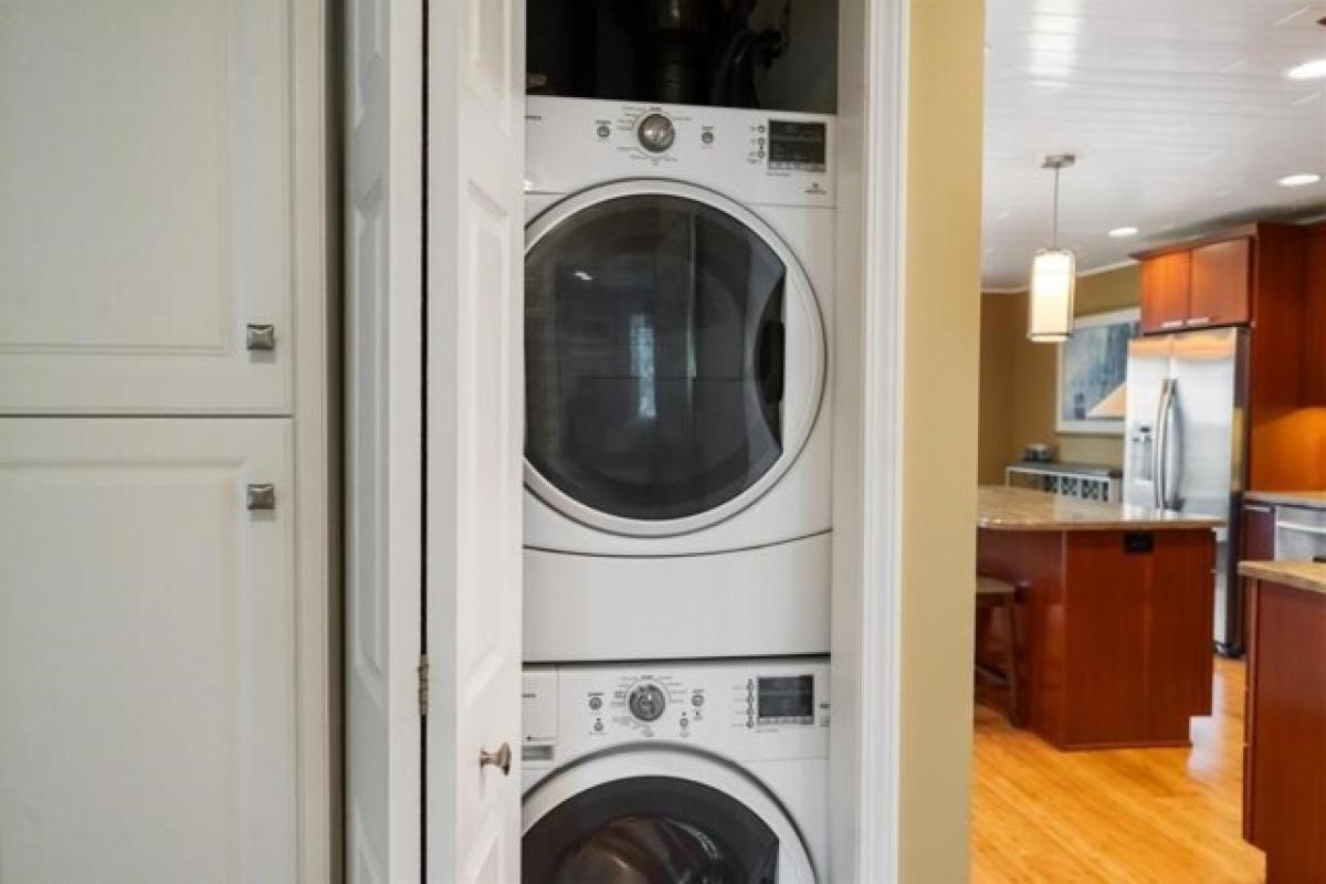 Picture of Home For Sale in Petoskey, Michigan, United States