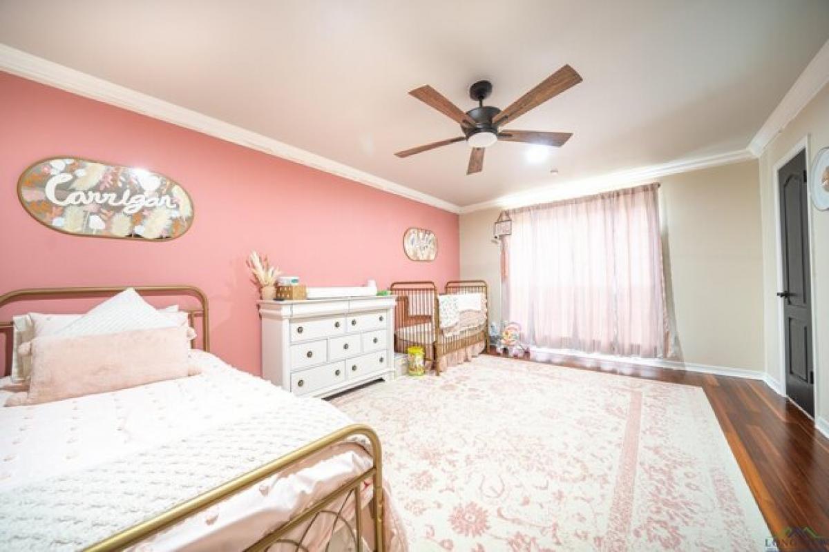 Picture of Home For Sale in Longview, Texas, United States