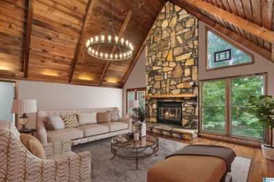 Home For Sale in Vestavia Hills, Alabama