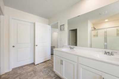 Home For Sale in Apison, Tennessee