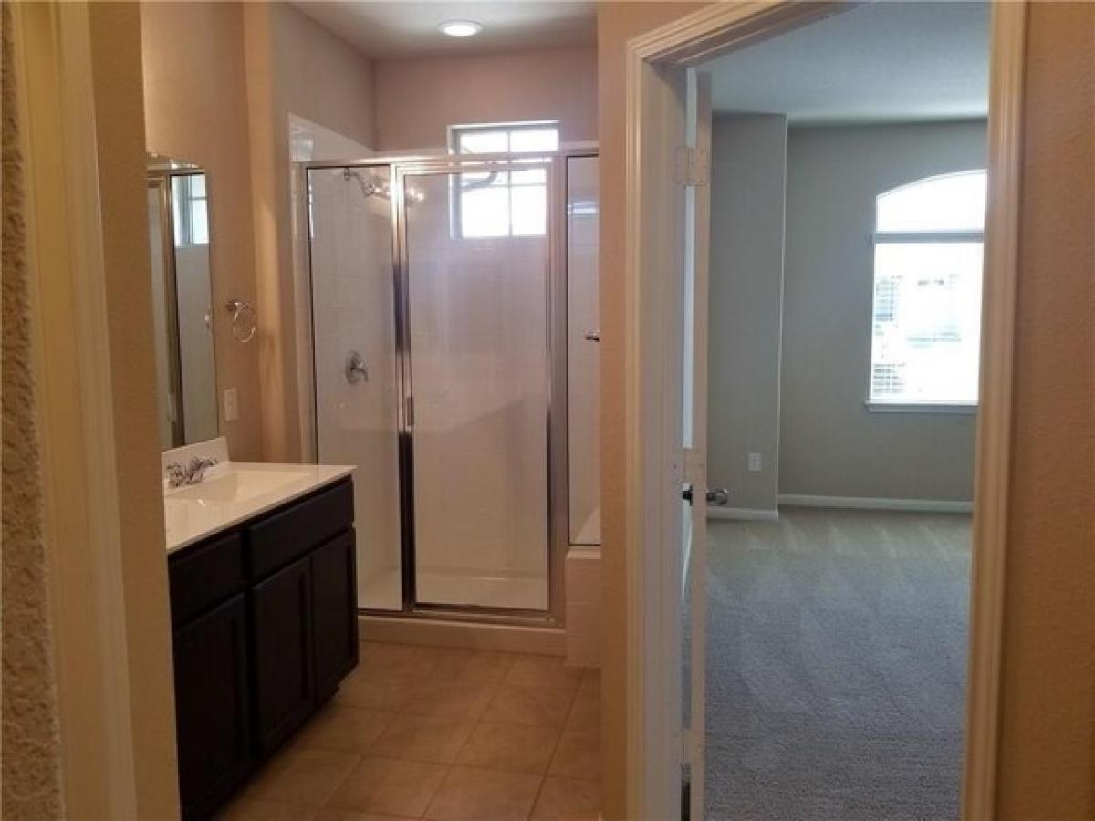 Picture of Home For Sale in Round Rock, Texas, United States