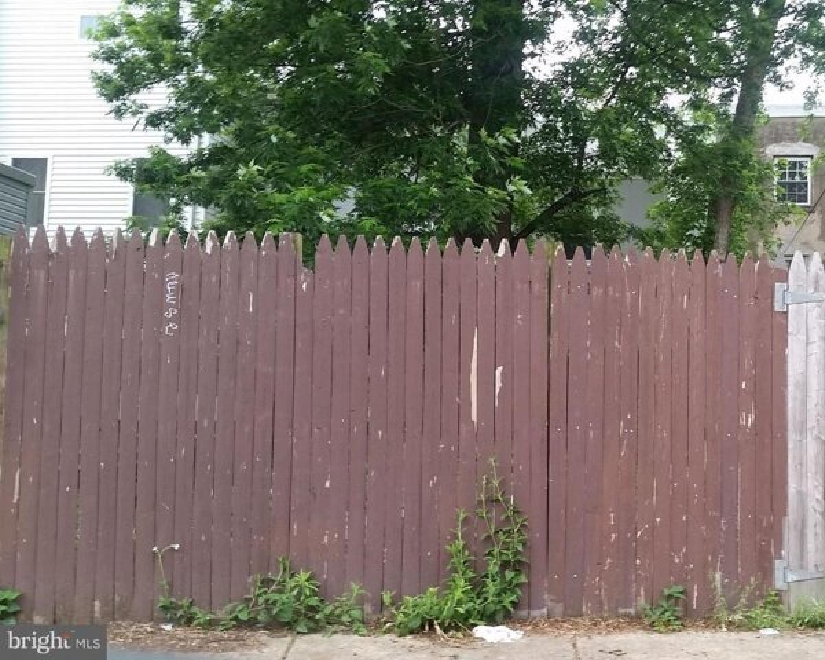 Picture of Residential Land For Sale in Philadelphia, Pennsylvania, United States