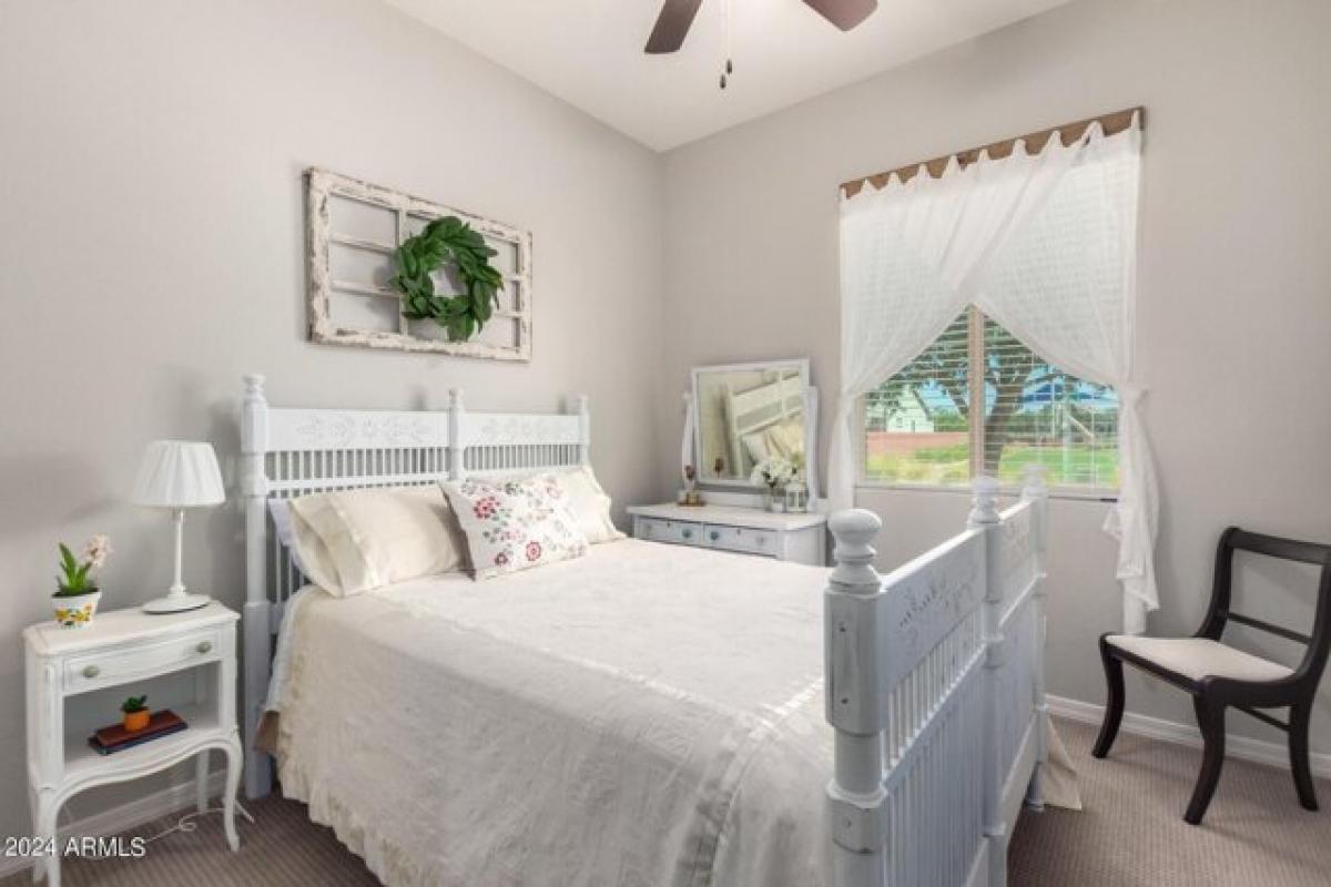 Picture of Home For Sale in Gilbert, Arizona, United States