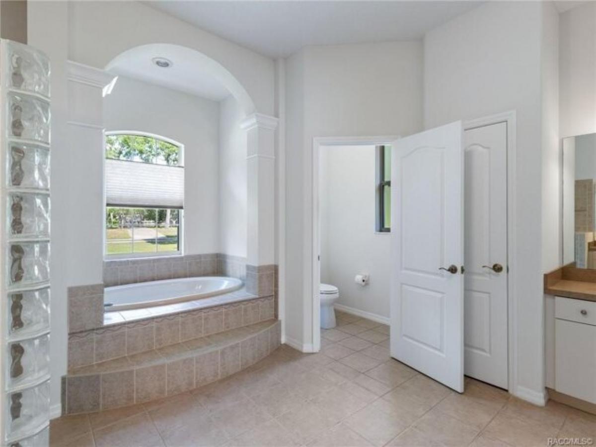 Picture of Home For Sale in Beverly Hills, Florida, United States