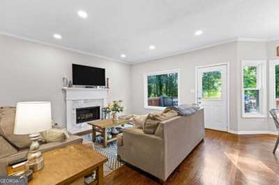 Home For Sale in Newnan, Georgia