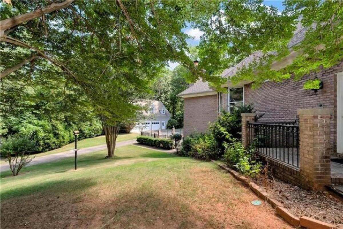 Picture of Home For Sale in Cumming, Georgia, United States