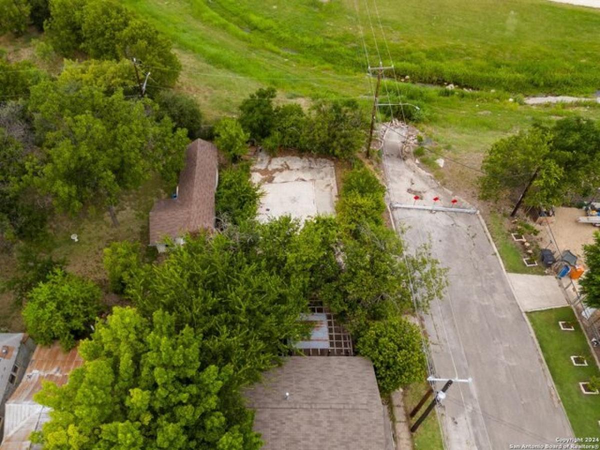 Picture of Residential Land For Sale in San Antonio, Texas, United States