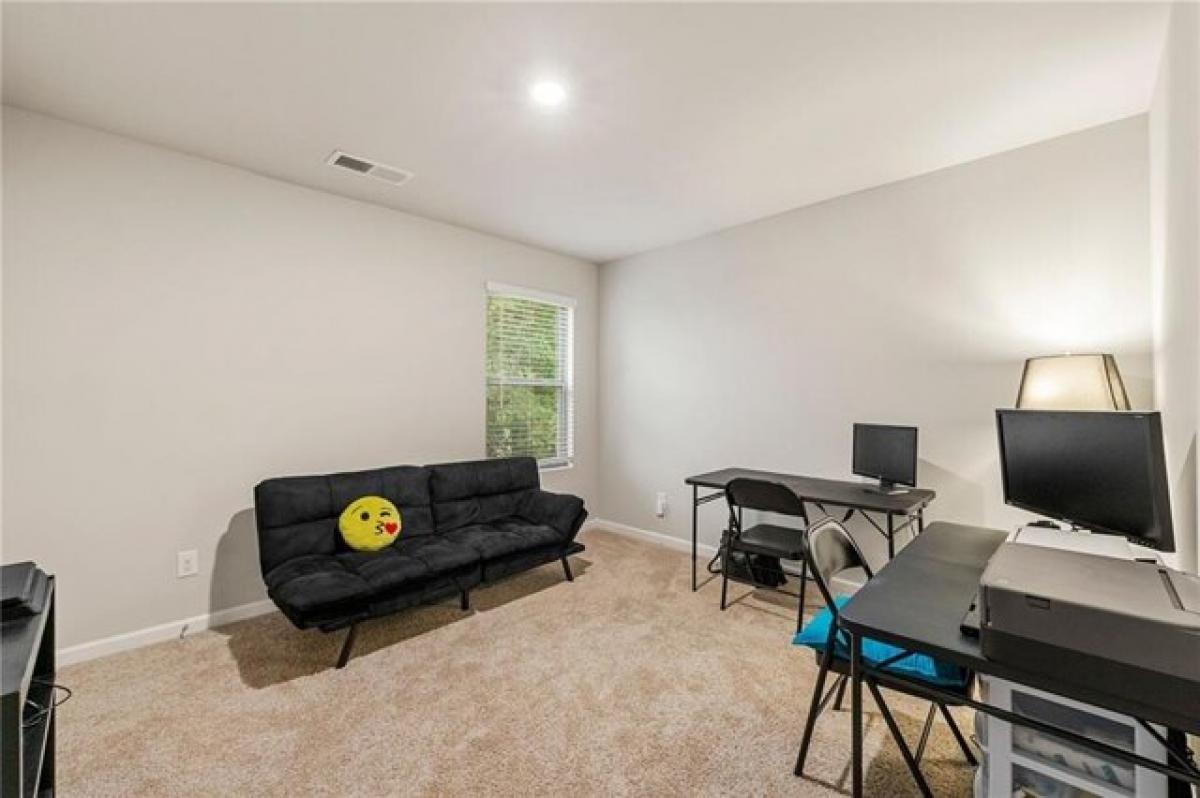 Picture of Home For Sale in Locust Grove, Georgia, United States