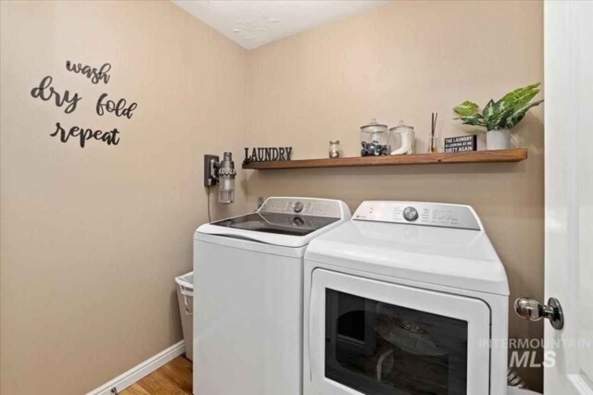 Picture of Home For Sale in Star, Idaho, United States