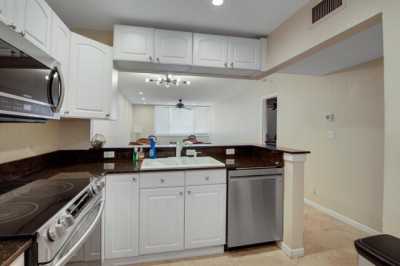 Home For Rent in Lake Worth, Florida