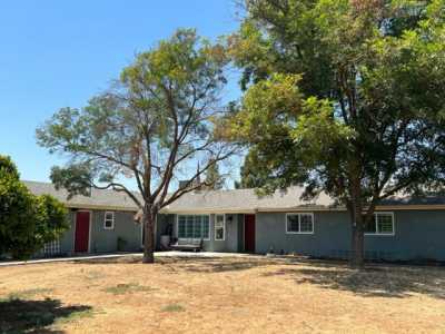 Home For Sale in Madera, California
