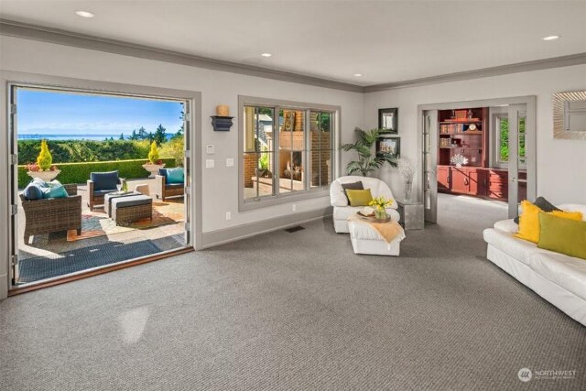 Picture of Home For Sale in Tacoma, Washington, United States