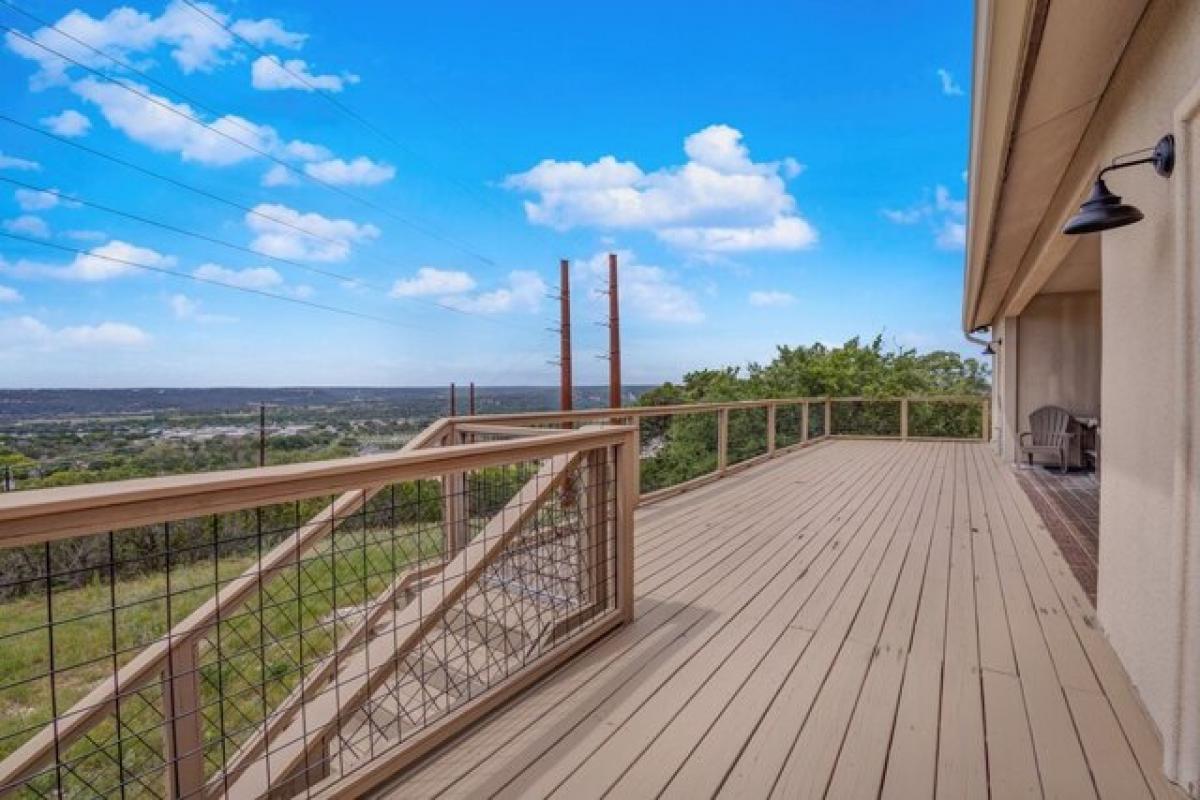 Picture of Home For Sale in Kerrville, Texas, United States