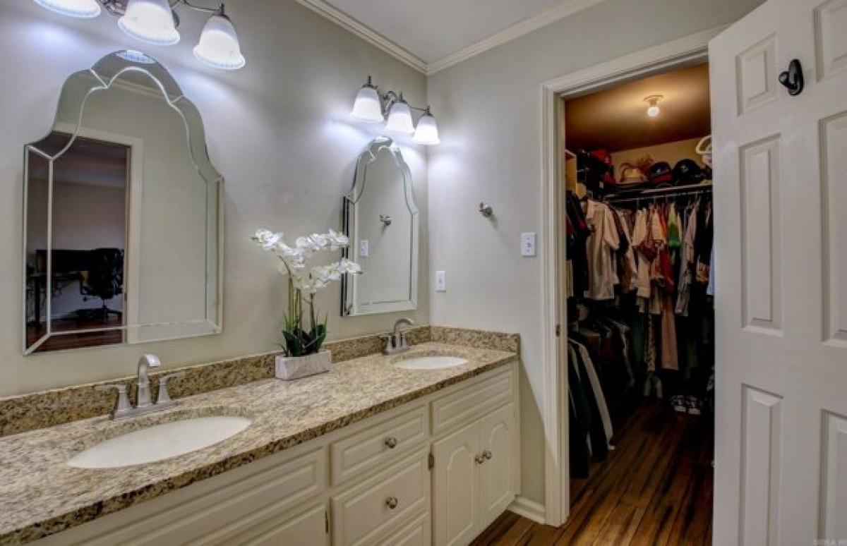 Picture of Home For Sale in North Little Rock, Arkansas, United States