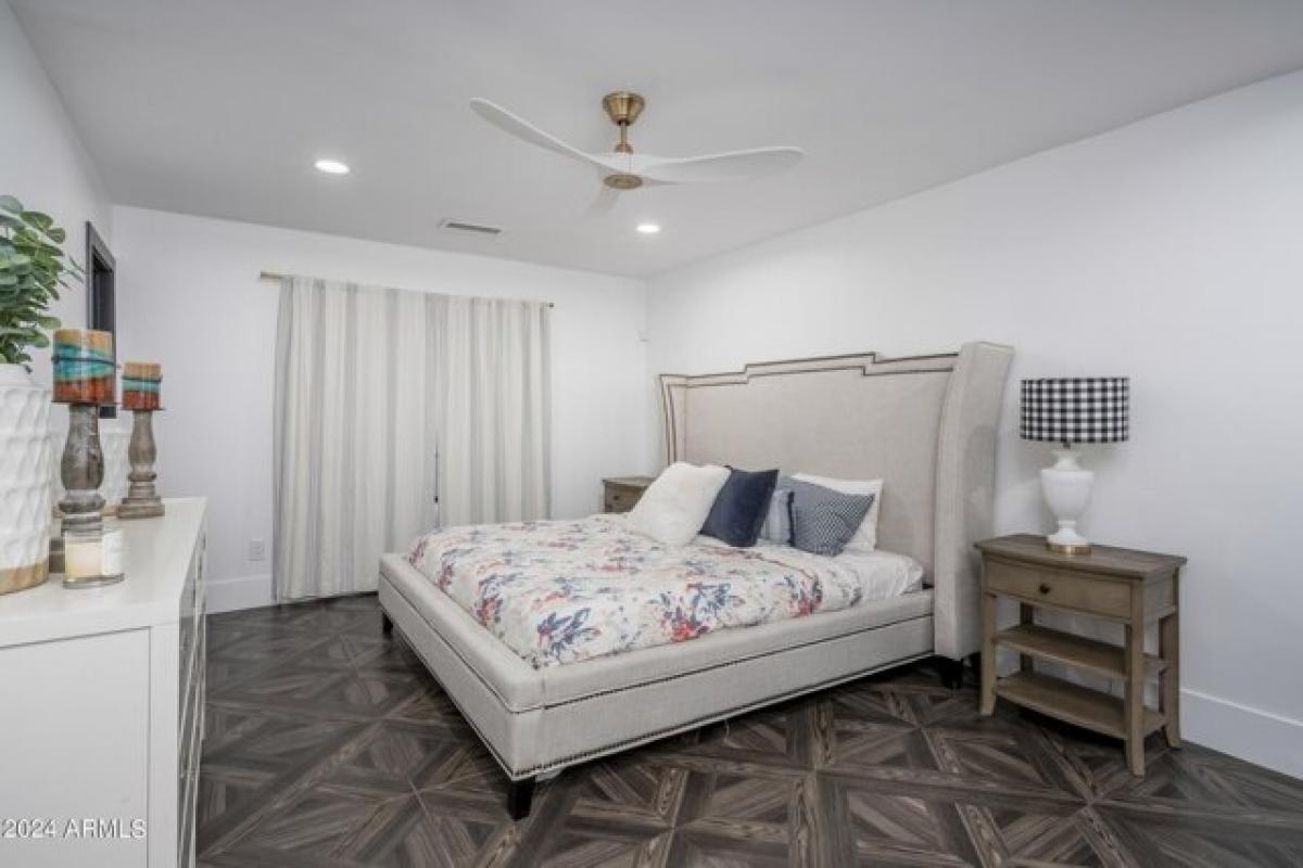 Picture of Home For Sale in Paradise Valley, Arizona, United States