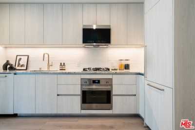 Home For Rent in Long Beach, California