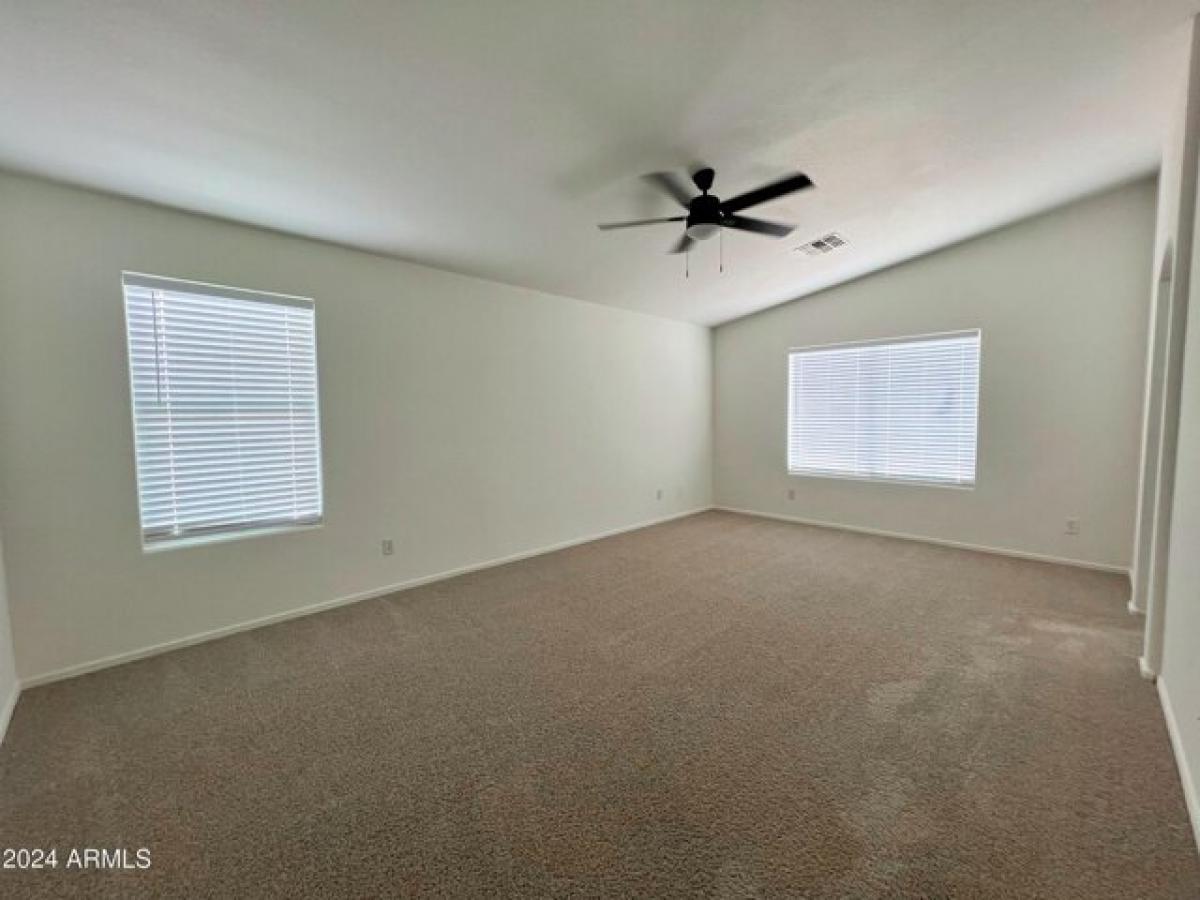 Picture of Home For Sale in Surprise, Arizona, United States