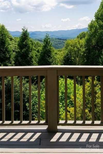 Home For Sale in Fairview, North Carolina