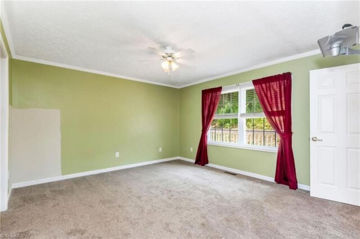 Picture of Home For Sale in Banner Elk, North Carolina, United States