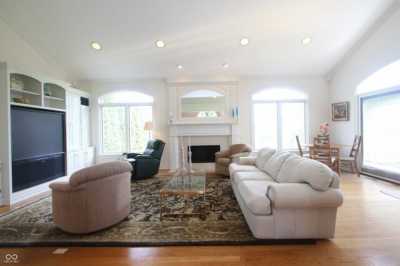 Home For Sale in Greenwood, Indiana