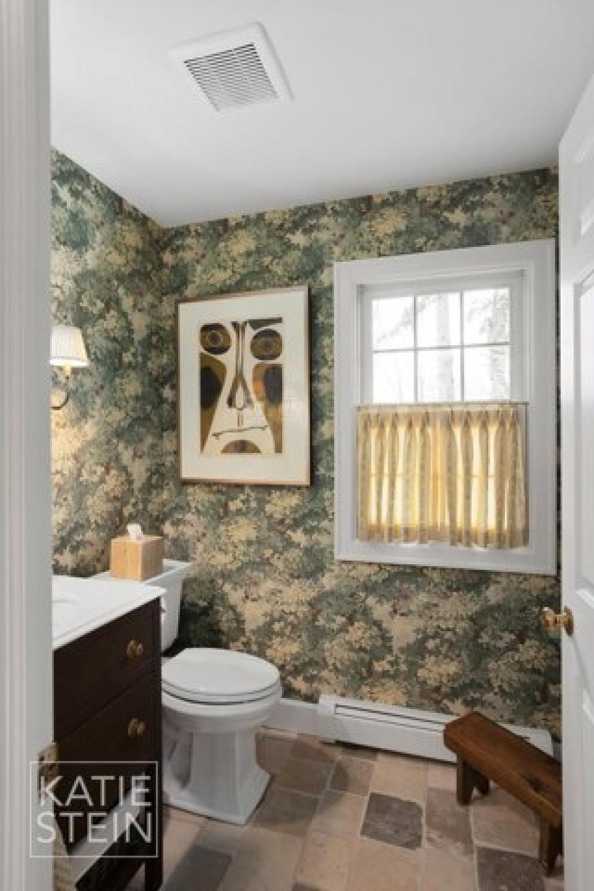 Picture of Home For Sale in Grand Rapids, Michigan, United States