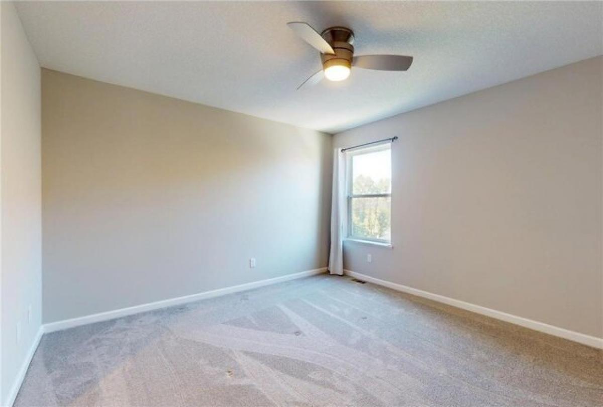 Picture of Home For Sale in Maple Grove, Minnesota, United States