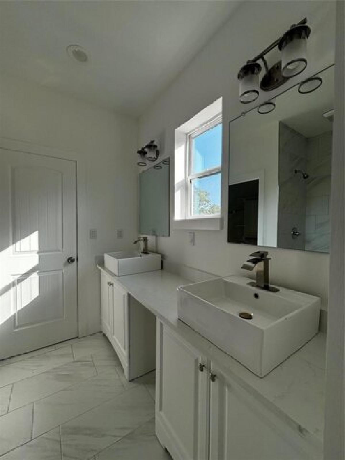 Picture of Home For Sale in Corsicana, Texas, United States