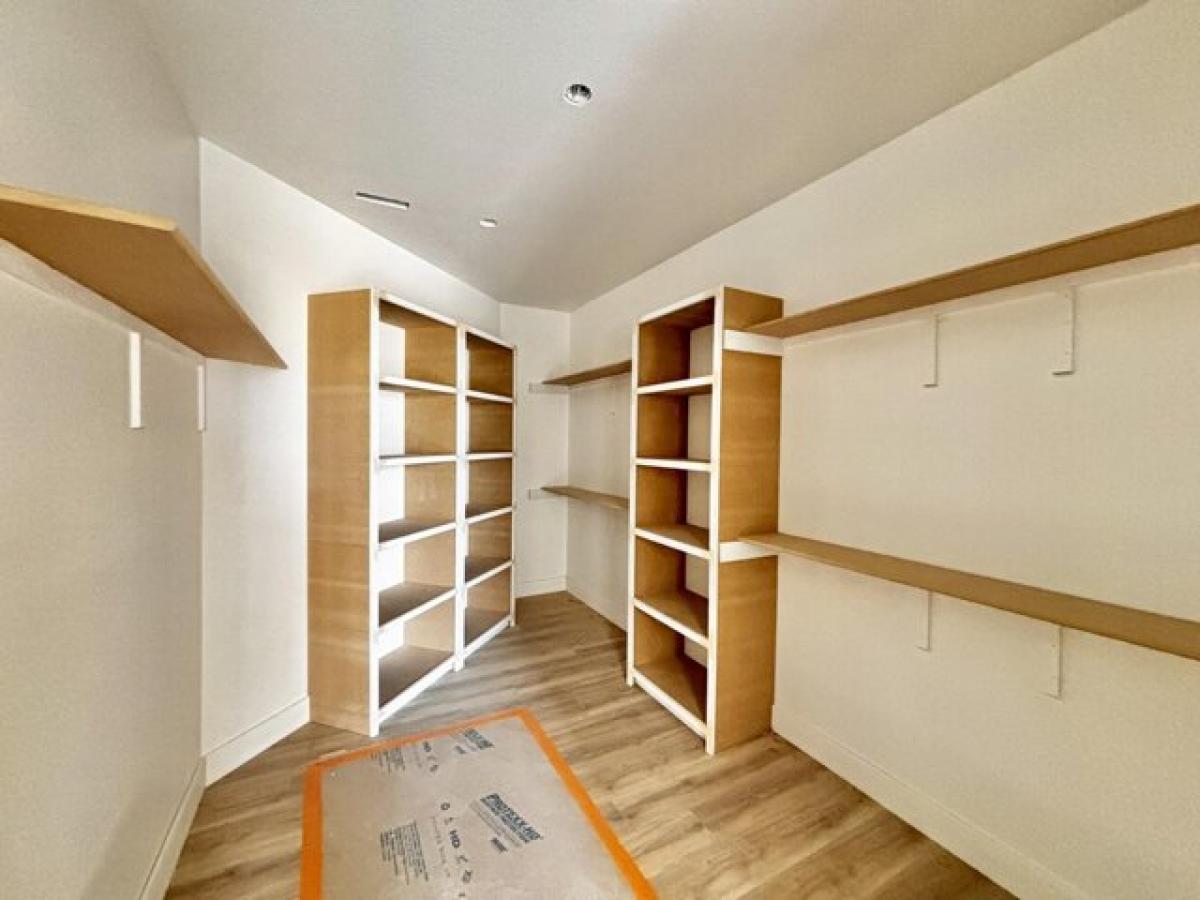 Picture of Home For Sale in Columbia, Missouri, United States