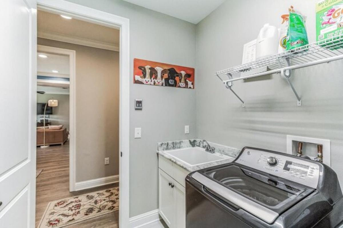 Picture of Home For Sale in Freeport, Florida, United States