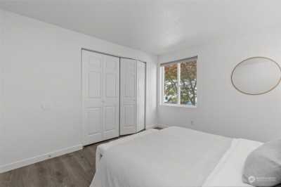 Home For Sale in Federal Way, Washington