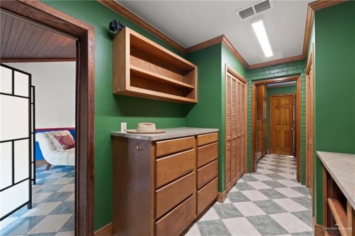 Picture of Home For Sale in Harlingen, Texas, United States