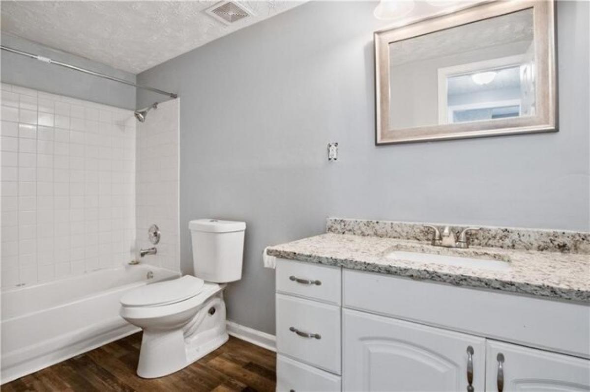 Picture of Home For Sale in Acworth, Georgia, United States