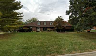 Home For Sale in Belleville, Illinois