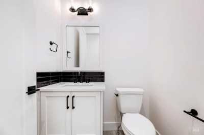 Home For Sale in Eagle, Idaho