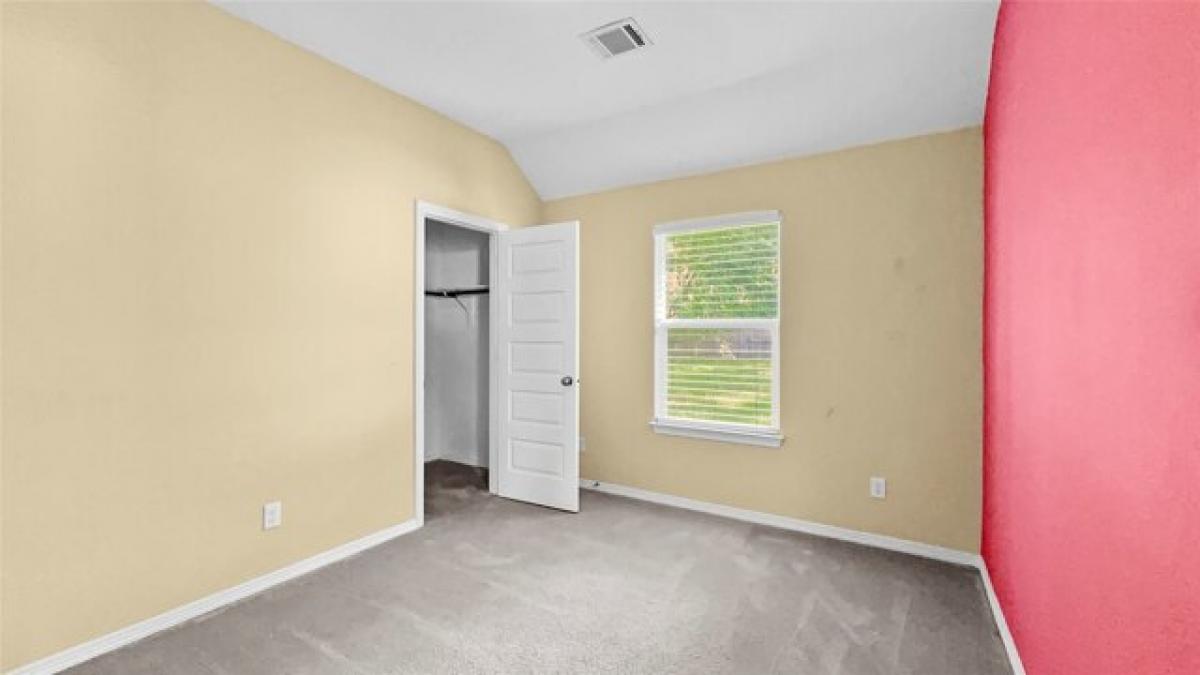 Picture of Home For Sale in Huntsville, Texas, United States