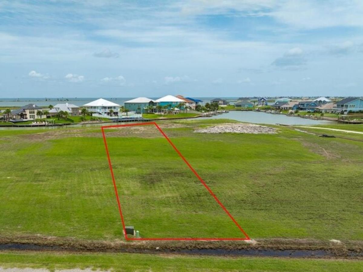 Picture of Residential Land For Sale in Rockport, Texas, United States
