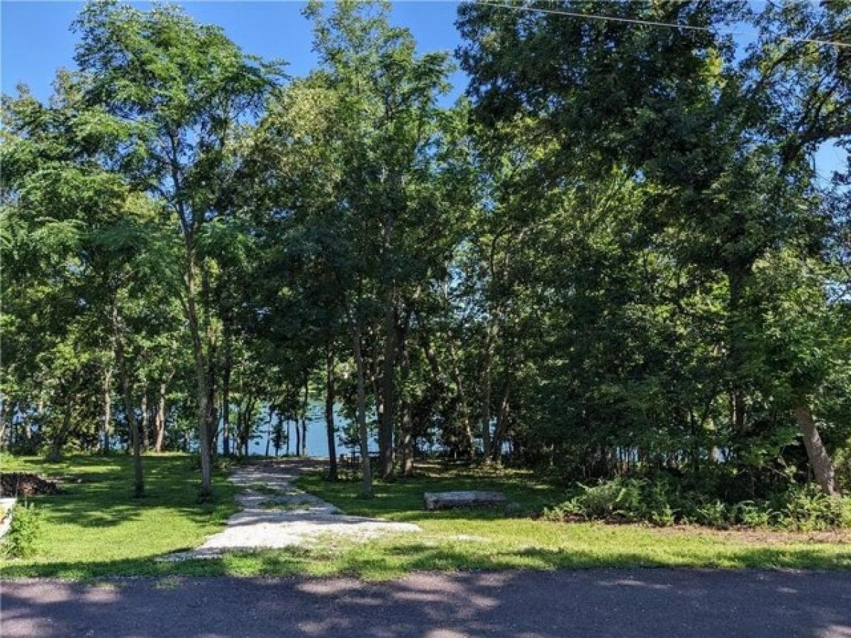 Picture of Residential Land For Sale in Linn Valley, Kansas, United States