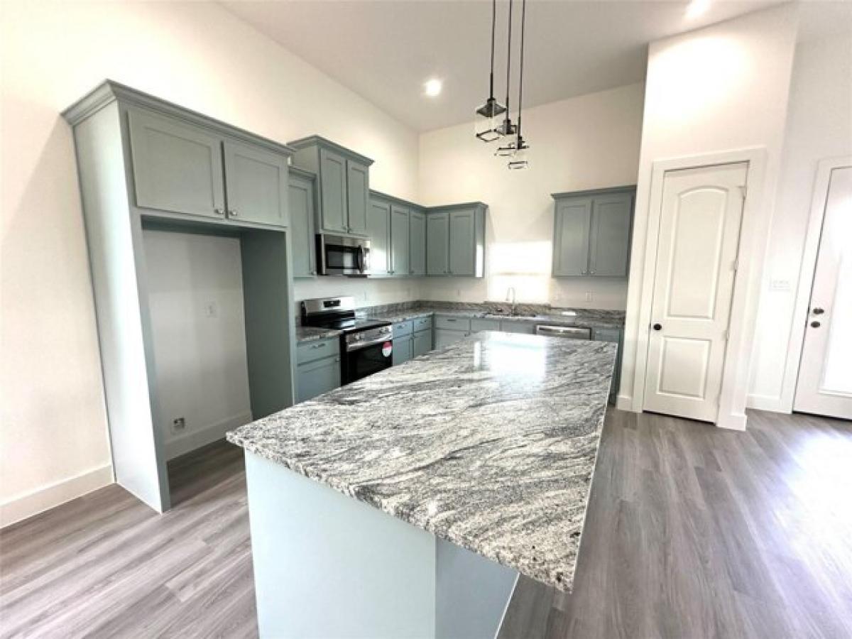 Picture of Home For Sale in Greenville, Texas, United States