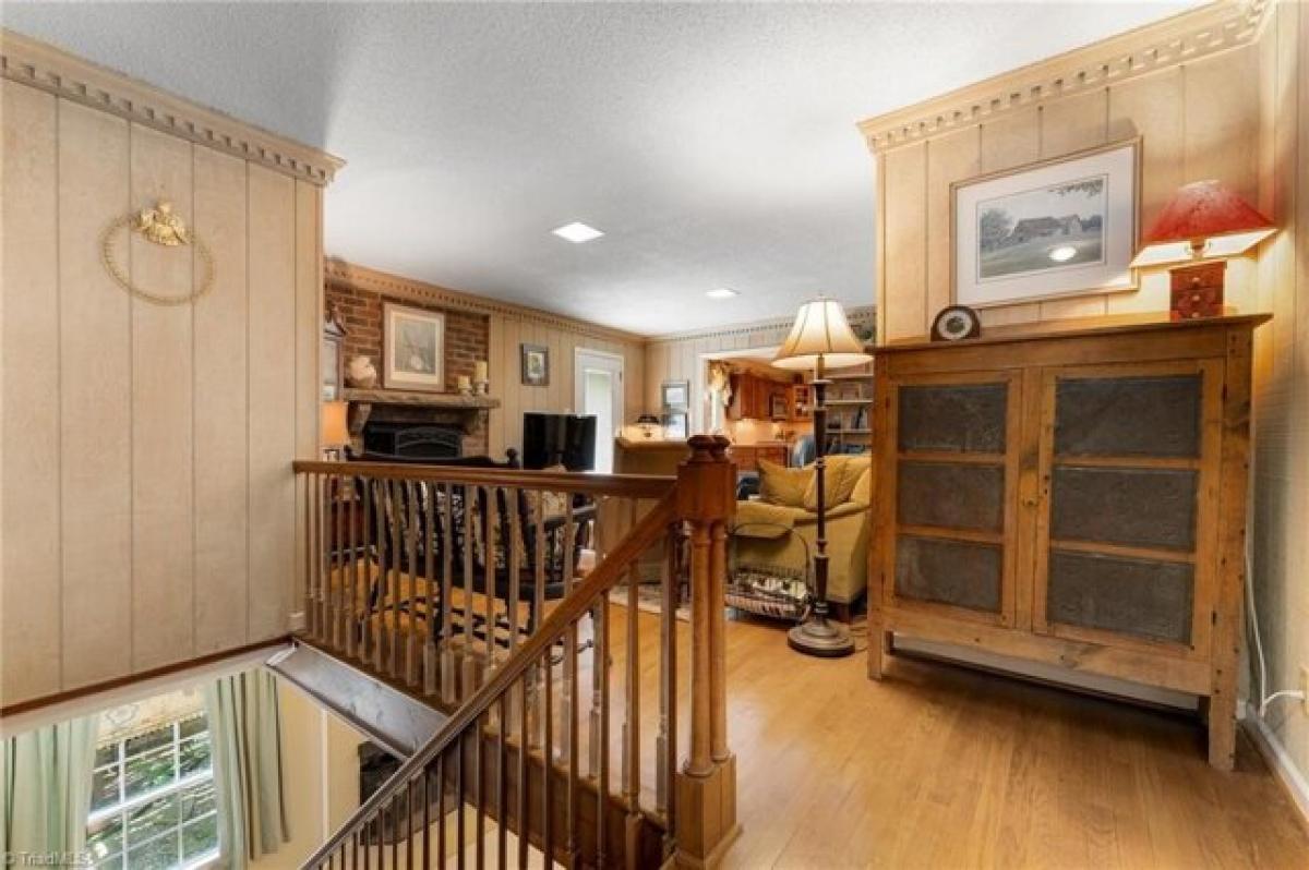 Picture of Home For Sale in Greensboro, North Carolina, United States