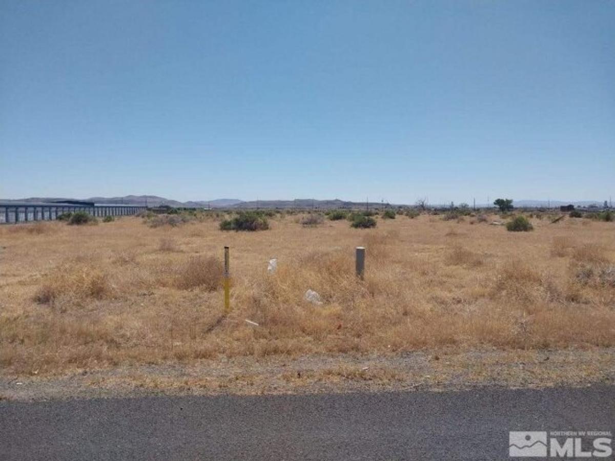 Picture of Residential Land For Sale in Silver Springs, Nevada, United States