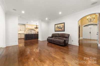 Home For Sale in Cornelius, North Carolina