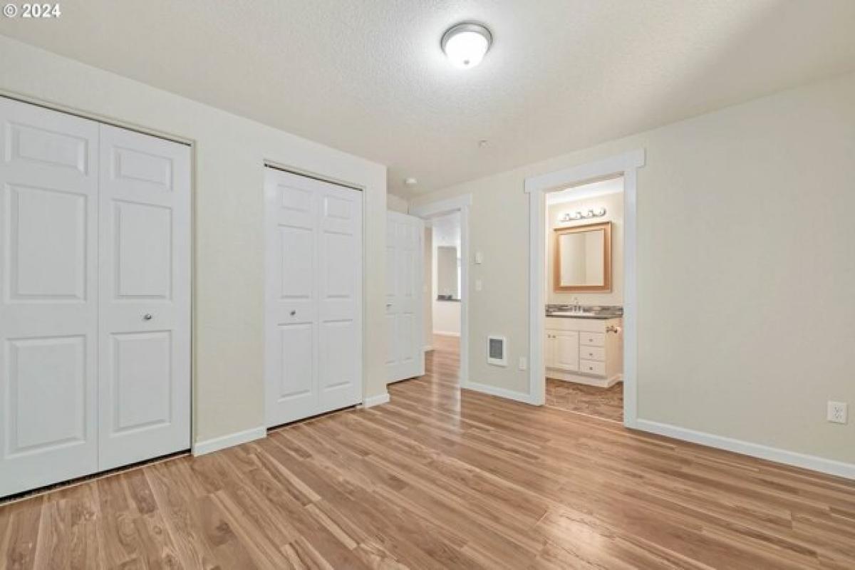 Picture of Home For Sale in Eugene, Oregon, United States