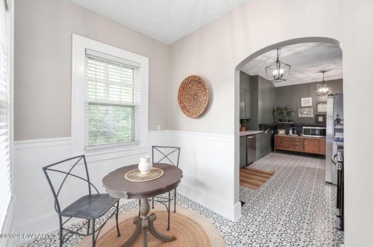 Picture of Home For Sale in Jackson, Tennessee, United States