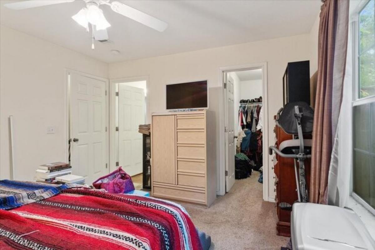 Picture of Home For Sale in Denison, Texas, United States