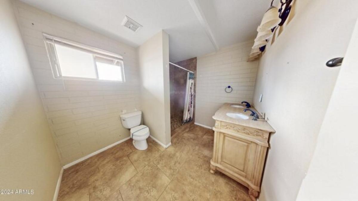 Picture of Home For Sale in Maricopa, Arizona, United States