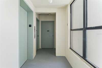 Home For Sale in Dunedin, Florida