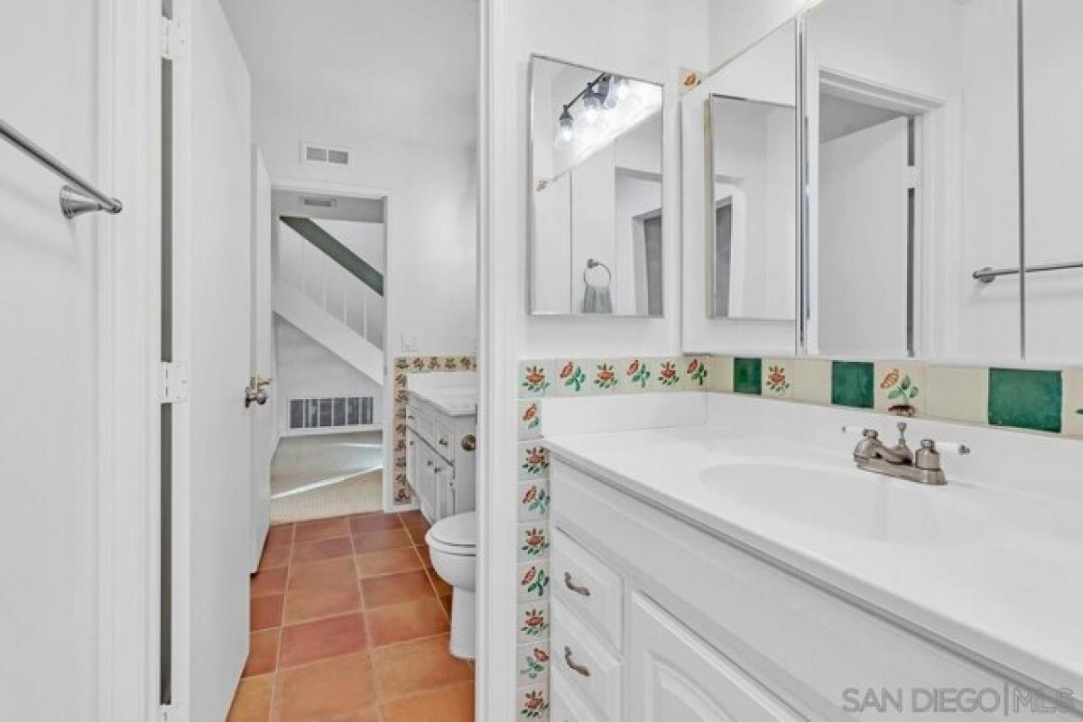 Picture of Home For Sale in Santee, California, United States